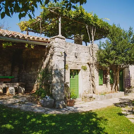 Arbalovija Rustic