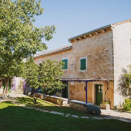 Villa Arbalovija Rustic Sivati