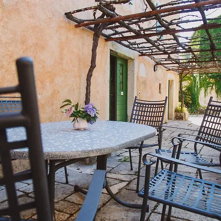 Villa Arbalovija Rustic *