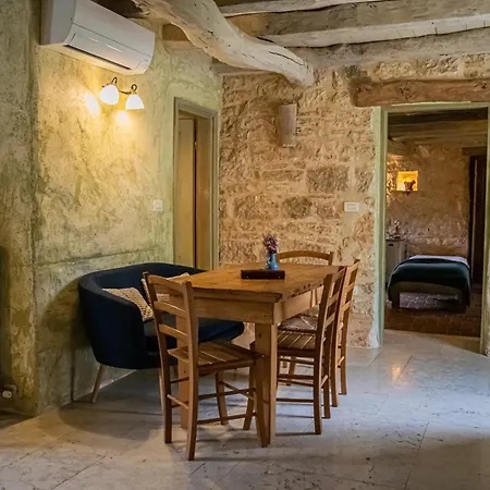 Arbalovija Rustic Villa *