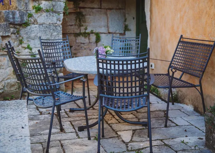Villa Arbalovija Rustic *
