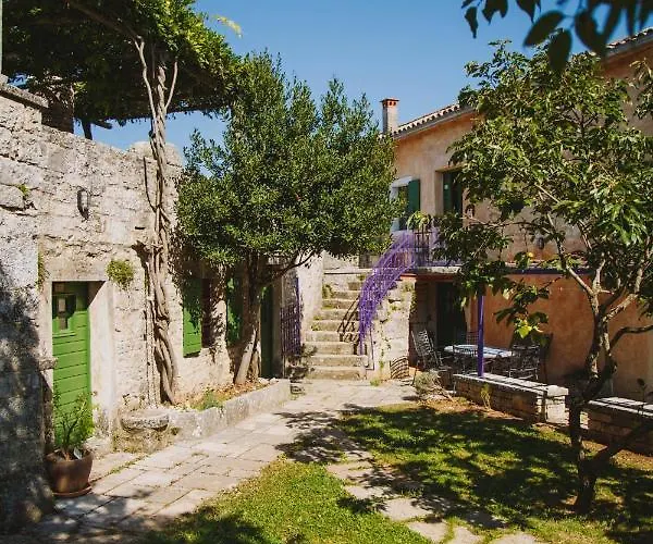 Villa Arbalovija Rustic *